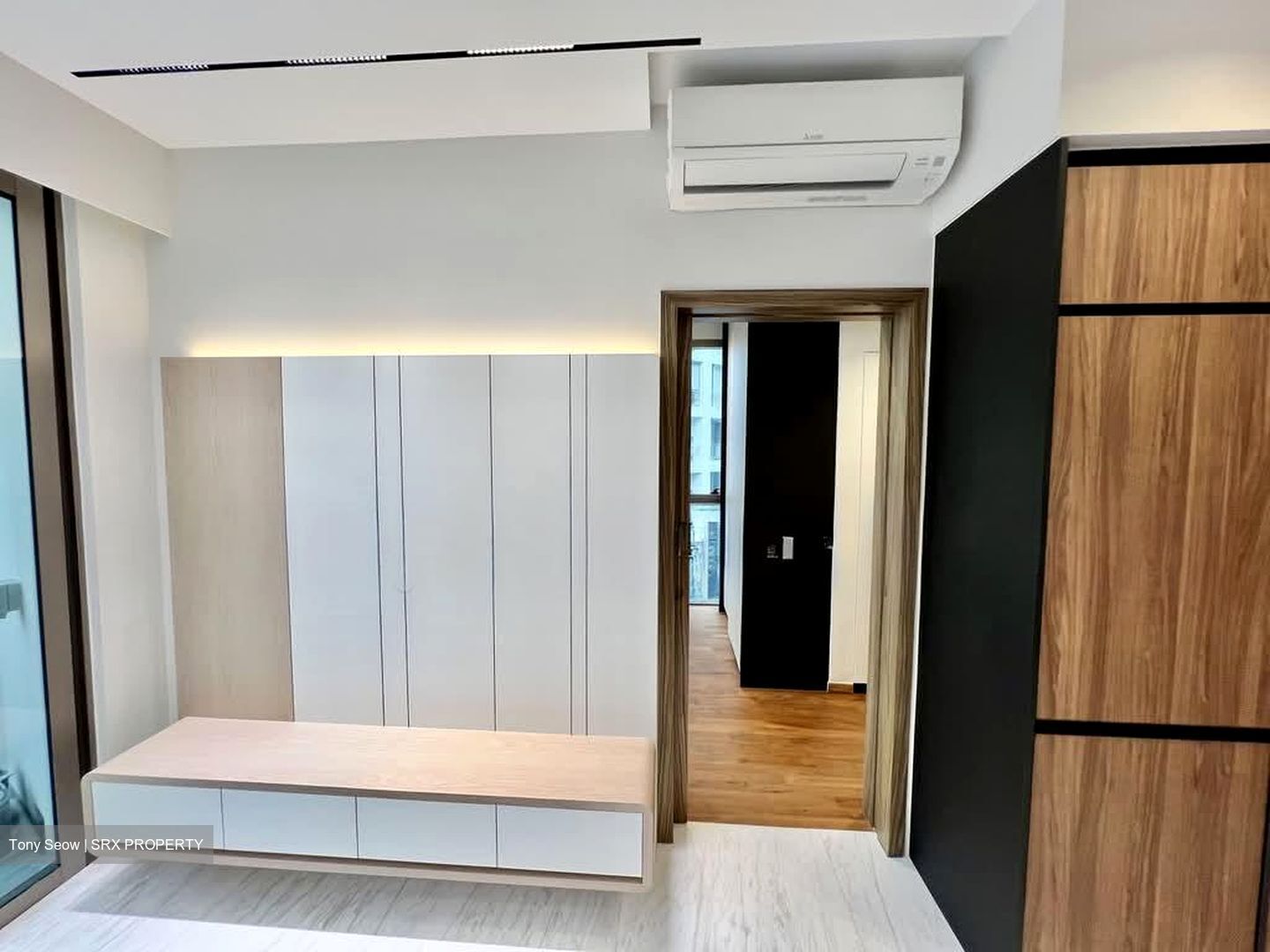 Coastline Residences (D15), Apartment #581768581